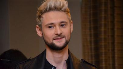 Eldar Qasımov sevdiyi insana SƏSLƏNDİ: Onsuz da hamımız cəhənnəmə düşəcəyik