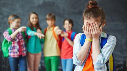 Məktəbdə ölümlə üzləşən uşaqlar: onları necə qoruyaq? - Xarici mütəxəssislər AÇIQLADI/ARAŞDIRMA