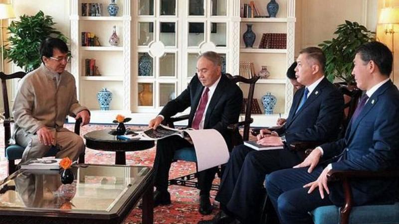 Nazarbayev Ceki Çanla bir arada