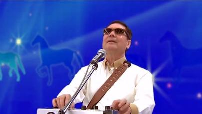 Türkmənistanın prezidenti nəvəsi ilə birgə hər kəsi ŞOKA SALDI - - VİDEO