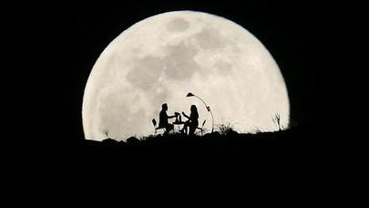 Niyə 47 ildir Aya səyahət təşkil olunmur? - NASA-nın türk mütəxəssisi açıqladı