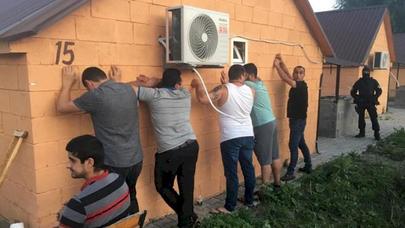 “Lotu Quli”yə ad günü ŞOKU– Polis avtoritetlərin məclisinə hücum etdi - - FOTO