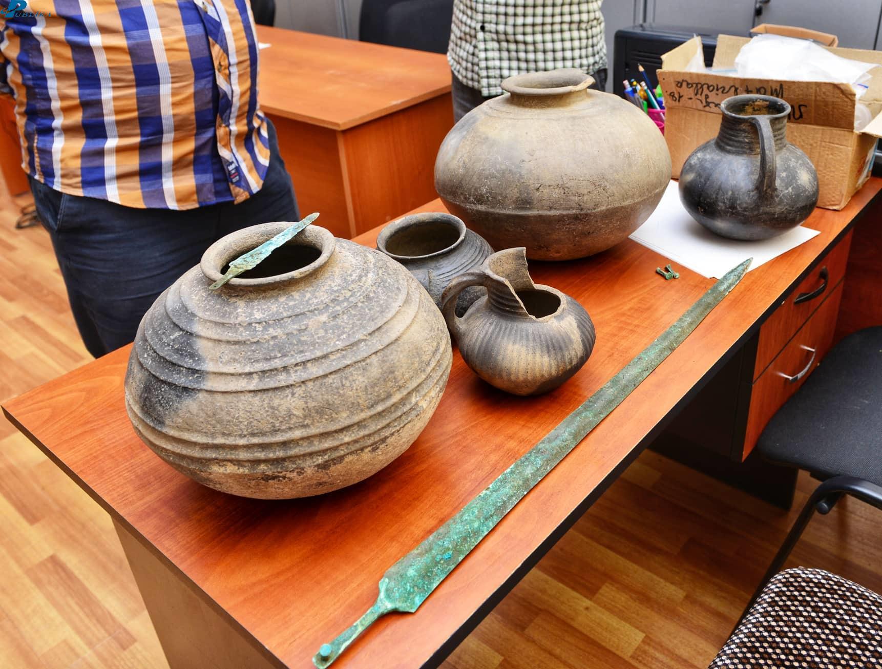 Azərbaycanda bölgənin tarixini dəyişdirən abidələr tapıldı - FOTOREPORTAJ