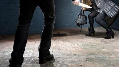 Bakıda DƏHŞƏT: arvadını küçənin ortasında 20 bıçaq zərbəsi ilə öldürdü - FOTO