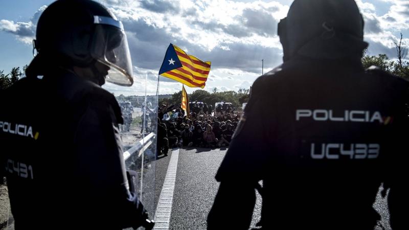 İspaniya Kataloniyaya əlavə qüvvələr göndərdi