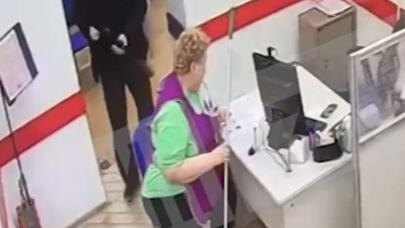 Bank belə qarət olundu - ANBAAN VİDEO