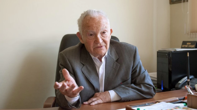 Hansı dərmanlar koronavirusu məhv edə bilər? - Məşhur akademik vacib faktları açdı