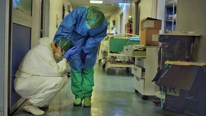 Qardaş ölkədə KORONAVİRUS DƏHŞƏTİ: bir gündə 4 mindən çox insan...