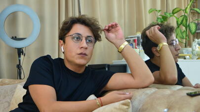 Məşhur stilistdən xalq artistlərinə İSMARIŞ: “Az qalırlar acından ölürəm desinlər” - FOTO