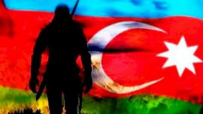 Bir qolunu itirən hərbçimizin döyüşdən sonra həyat yoldaşı ilə İLK GÖRÜŞÜ - VİDEO