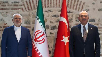 Çavuşoğlu Zəriflə görüşdü