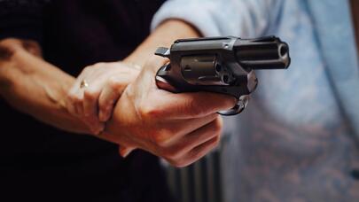 Abşeronda silahlı insident baş verdi - Saxlanılanlar var - Video