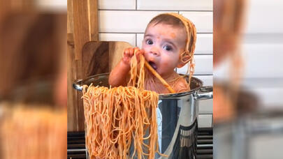 Bu uşağın videosu internetdə REKORD QIRIR