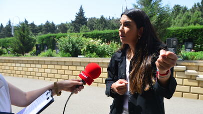 Fulya Öztürk AÇIQLADI: "Filmin mənimlə heç bir əlaqəsi yoxdur" - FOTO