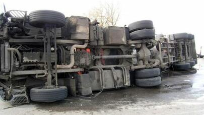 Yük maşınının törətdiyi qəzada ölənlərin sayı 55-ə yüksəldi