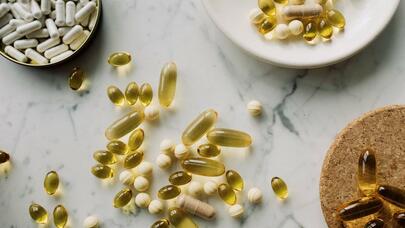 Dəri quruluğunun qarşısını alan vitaminlər