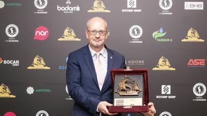 “Nar” “İlin mobil operatoru” adına layiq görüldü