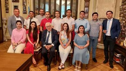 Niyə bizdə qələbə ədəbiyyatı yaranmır? - SORĞU