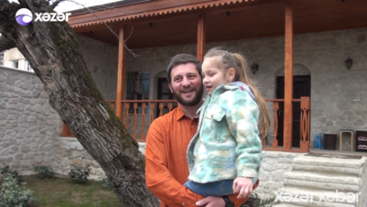 Dmitri Kisişvili qızı ilə Şuşada "Cücələrim"i oxudu - VİDEO