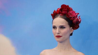 Natali Portman göz qamaşdırdı - FOTO