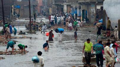 Pakistan su altında: qurbanların sayı yenə artdı