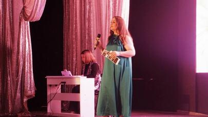 Beynəlxalq festival “Sarı gəlin”lə bağlandı