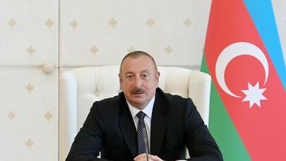 Prezident onlardan danışarkən elə kövrəldi ki... - Trend oldu - VİDEO