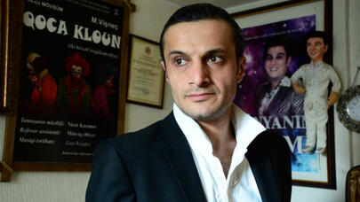 Direktoru işdən çıxarılan qalmaqallı teatrın baş rejissoru: "Bundan sonra..."