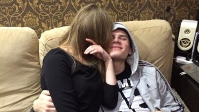 17 yaşlı oğlan özündən kiçik qızla görüşdü: "Evdə heç kəs yox idi..." - Təfərrüat - Video