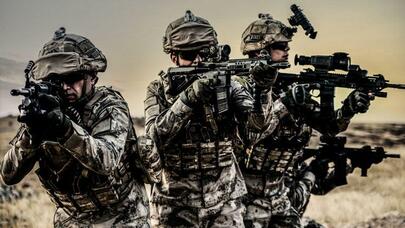 Dünyanın ən güclü orduları: Bu ölkə "silah yarışı"nda liderliyi ələ alacaq