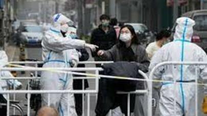 Çin xalqı ayağa qalxdı: Şanxay və Pekində genişmiqyaslı aksiya