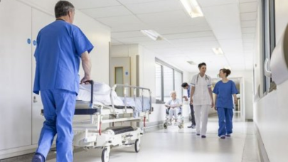 4 yaşlı qızın mədəsindən 64 maqnit çıxardılar - FOTO