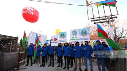 Xankəndi yolundakı aksiya davam edir - “Qarabağ şikəstəsi” səsləndirilir