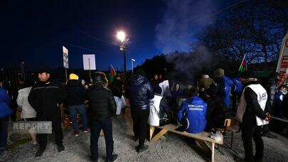 Xankəndi-Laçın yolunda etiraz aksiyası 28 gündür davam edir