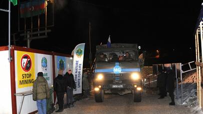 Sülhməramlıların daha bir avtomobili Laçına maneəsiz keçdi - FOTO