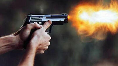 Sabiq deputat evində GÜLLƏLƏNDİ