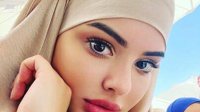 Mina bu dəfə namaz görüntülərini paylaşdı - VİDEO