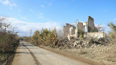 Xarici jurnalistlər Füzuliyə yola düşüblər