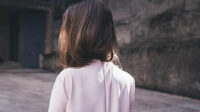 Kənddə biabırçılıq: Əmisinin yetkinlik yaşına çatmayan nəvəsi ilə... - Şok təfərrüat