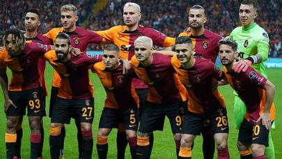 "Qalatasaray" Çempionlar Liqası üçün heyətini açıqladı
