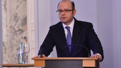 Nazir yeni qanundan danışdı: Hədəf bu deyil...