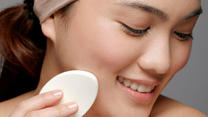 Yapon qadınlarının yaşlarından daha gənc görünməsinin səbəbi məlum oldu