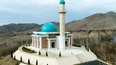 Daha 5 qadın məscidlərə təyinat aldı