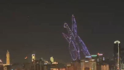 Bakı səmasına min ədəd dron qalxdı - VİDEO
