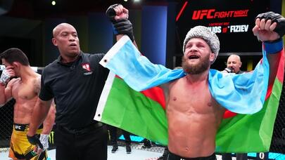 Rafael Fiziyev Bakıdakı UFC turnirinin əsas döyüşündə qələbə qazandı