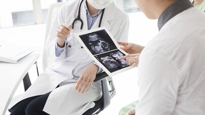 Ginekoloq hormonların təsirindən danışdı: "Qadın bədəni..."