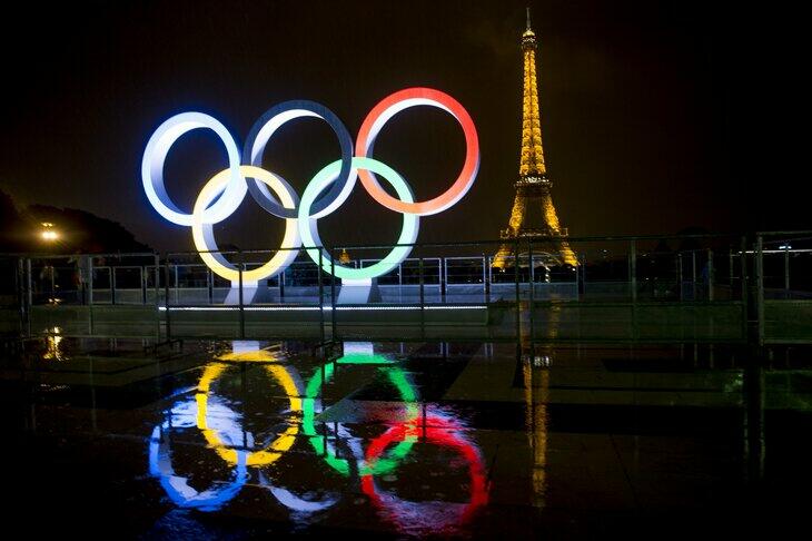 Fransanın "olimpiada nağılı": Evsizləri şəhərdən çıxarır, tələbələri küçəyə tökürlər 2 Fransanın "olimpiada nağılı": Evsizləri şəhərdən çıxarır, tələbələri küçəyə tökürlər