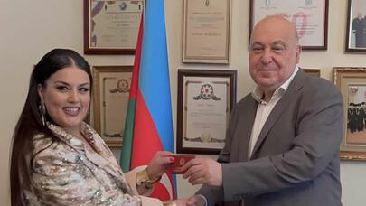 "Cakka cuk"la AYB-yə düşən "Elza bombası": Yazarlar Seyidcahan haqda - SORĞU