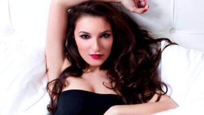 Dilarənin VİDEOSU "Instagram"ı biri-birinə vurdu - “Bir baxış bəsdir, ehtiras oyandıra…”