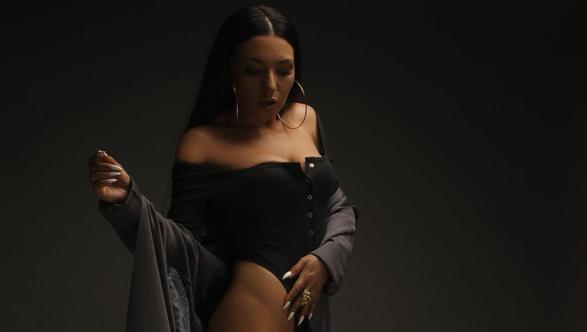 Dilarə toya alt geyimində getdi - VİDEO